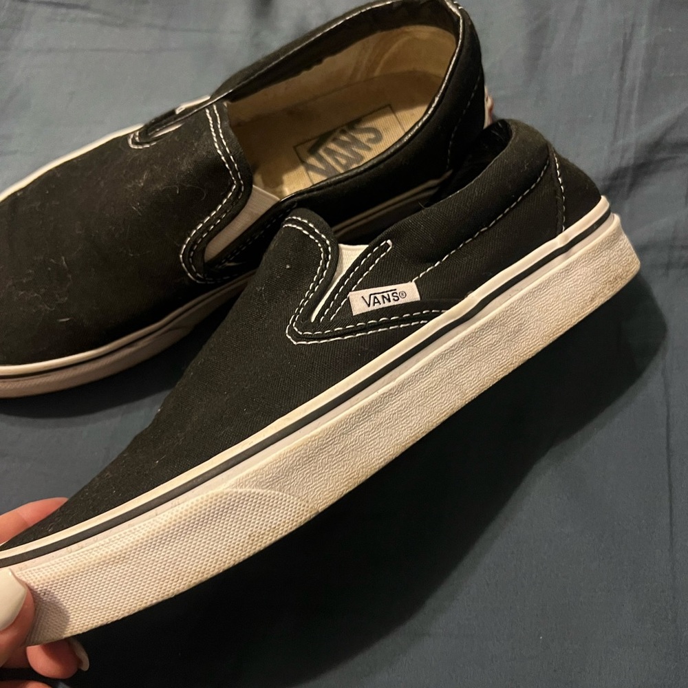 Women’s black vans 7.5